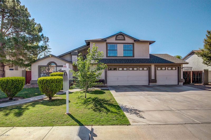 3045 E Laurel St, Mesa, AZ 85213