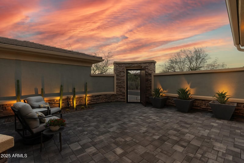 3045 Feather Sound Dr, Phoenix, AZ 85086