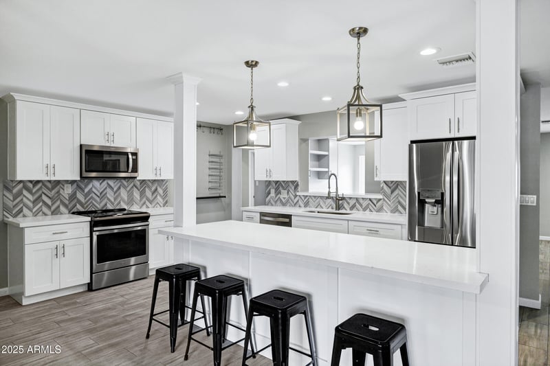 3046 Glenrosa Ave, Phoenix, AZ 85016