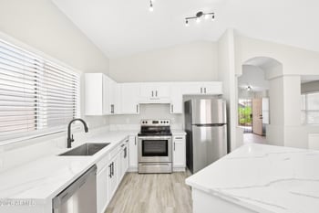 3046 Abraham Ln, Phoenix, AZ 85027