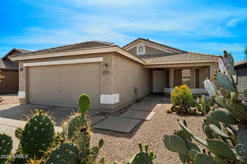 30472 Sunray Dr, San Tan Valley, AZ 85143