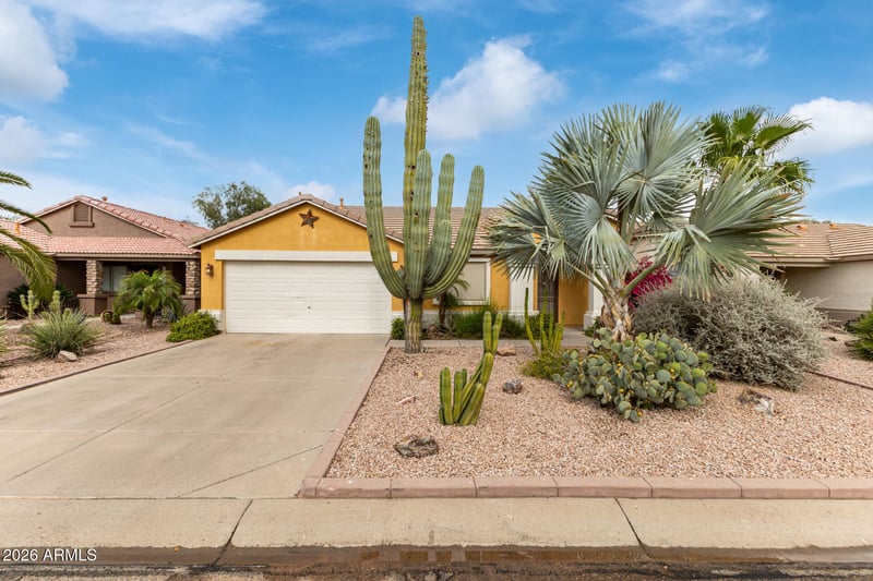 30475 Royal Oak Way, San Tan Valley, AZ 85143
