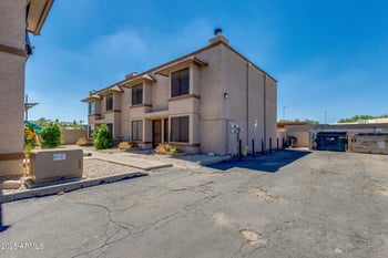 3048 Beck Ln, Phoenix, AZ 85032