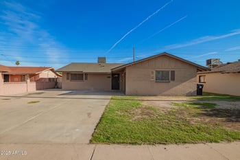 3049 53rd Dr, Phoenix, AZ 85031