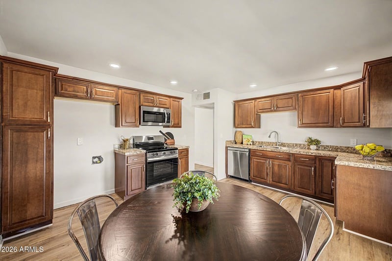 3049 Corrine Dr, Phoenix, AZ 85029