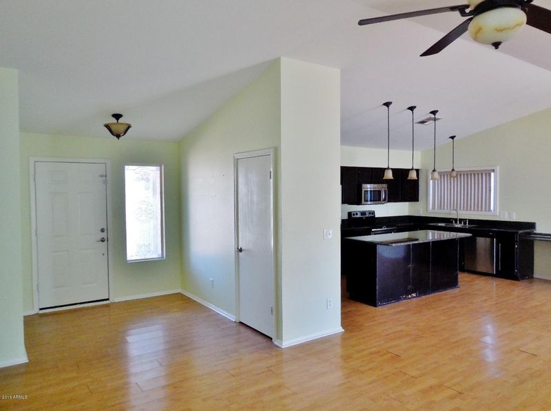 3049 W Patrick Ln, Phoenix, AZ 85027