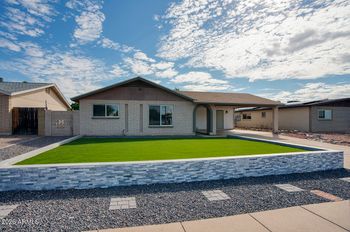 3049 W Sunnyside Dr, Phoenix, AZ 85029