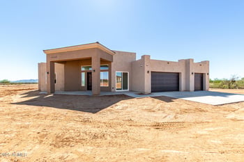 30492 232nd Ave, Wittmann, AZ 85361