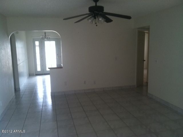 305 E Wickieup Ln, Phoenix, AZ 85024