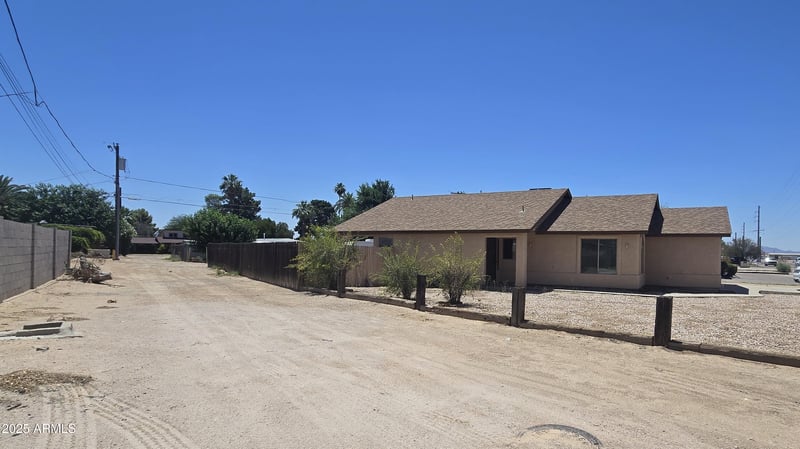 305 Miller Rd, Buckeye, AZ 85326