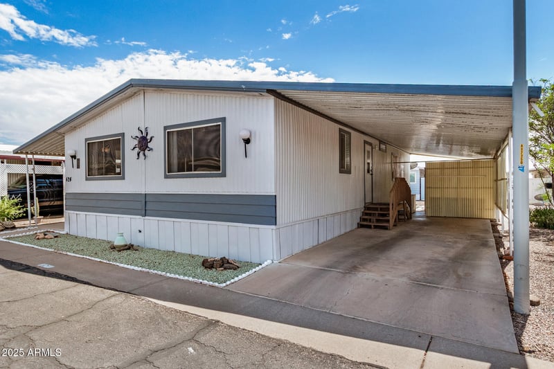305 Val Vista Dr #424, Mesa, AZ 85204