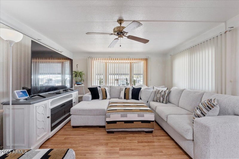 305 Val Vista Dr #50, Mesa, AZ 85204
