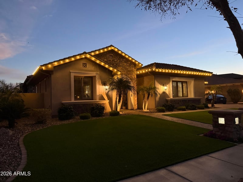 305 Grand Canyon Dr, Chandler, AZ 85248