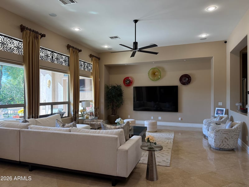 305 Grand Canyon Dr, Chandler, AZ 85248