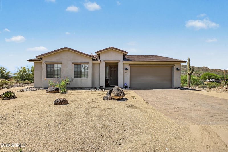 305 W Leann Ln, New River, AZ 85087