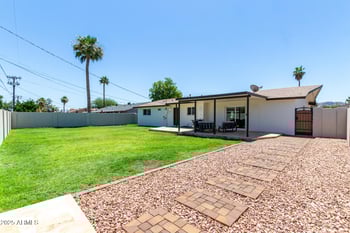 3050 Cholla St, Phoenix, AZ 85028
