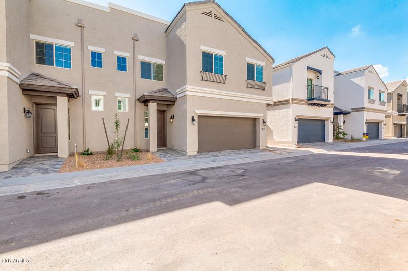 3050 N 33rd Pl, Phoenix, AZ 85018