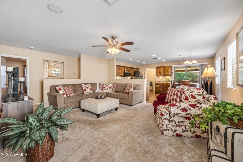 30506 Appalachian Trl, San Tan Valley, AZ 85143