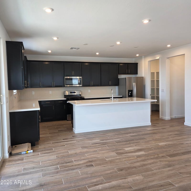 3051 Villa Ave, San Tan Valley, AZ 85143