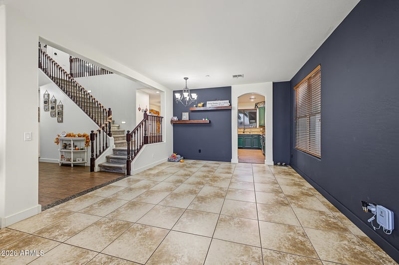 30519 N Gunderson Dr, San Tan Valley, AZ 85143