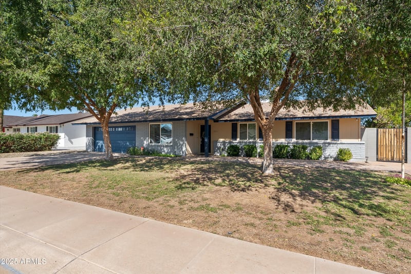 3052 Lupine Ave, Phoenix, AZ 85028