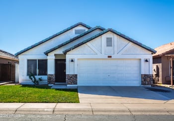 3053 Cat Balue Dr, Phoenix, AZ 85027