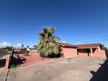 3053 N 53rd Dr, Phoenix, AZ 85031