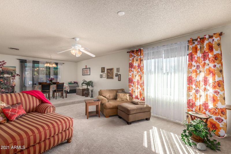 3053 W Acoma Dr, Phoenix, AZ 85053