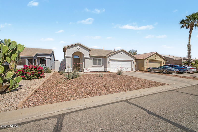 30531 Royal Oak Way, San Tan Valley, AZ 85143