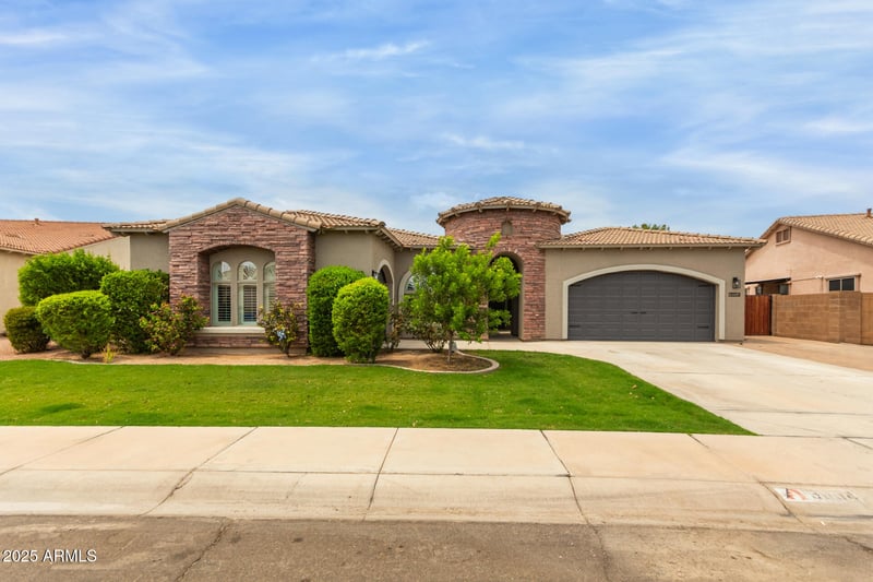 3054 Colonial St, Gilbert, AZ 85295