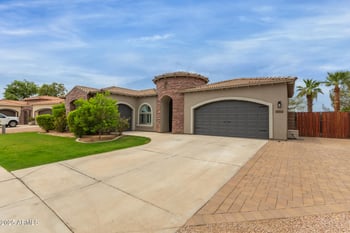 3054 Colonial St, Gilbert, AZ 85295