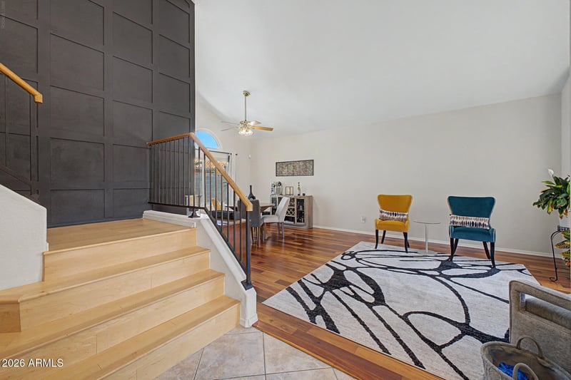 3054 E Cottonwood Ln, Phoenix, AZ 85048