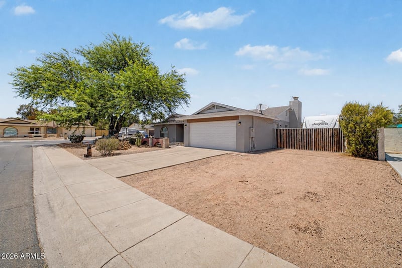3054 W Tierra Buena Ln, Phoenix, AZ 85053