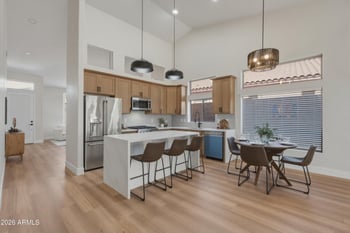 3055 Red Mountain #74, Mesa, AZ 85207