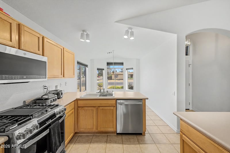 3056 E Sweetwater Ave, Phoenix, AZ 85032