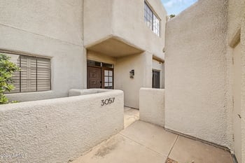 3057 Rose Ln, Phoenix, AZ 85016