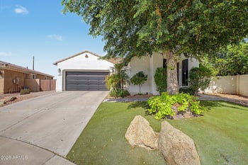 3057 S Halsted Dr, Chandler, AZ 85286