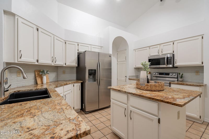 3058 Nance St, Mesa, AZ 85213