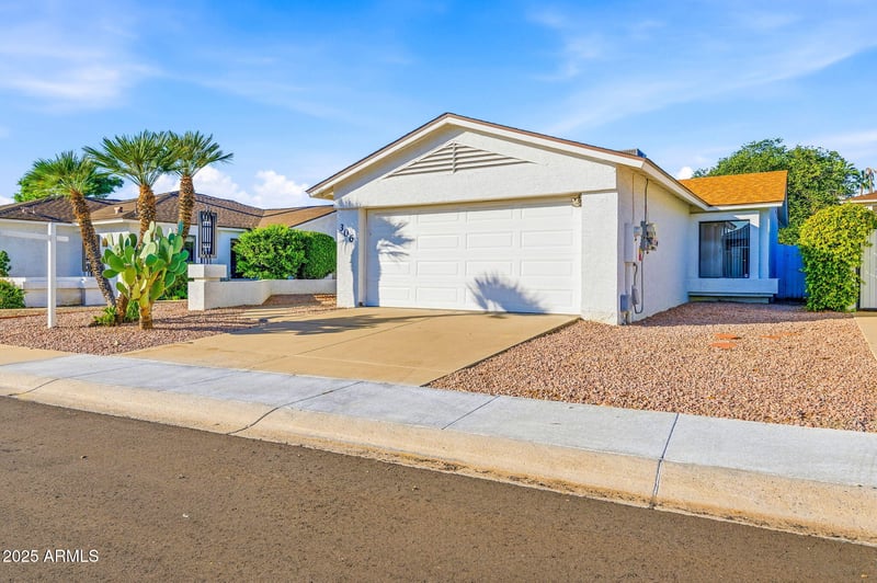 306 Beverly Ln, Phoenix, AZ 85023