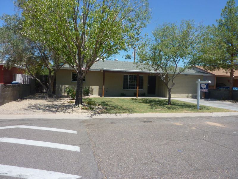 306 E Las Palmaritas Dr, Phoenix, AZ 85020