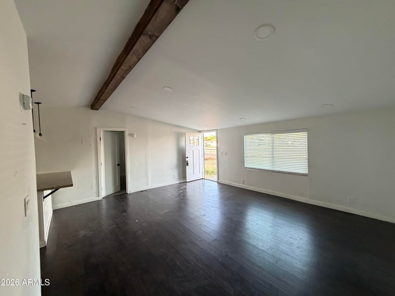 306 Hawes Rd, Mesa, AZ 85207