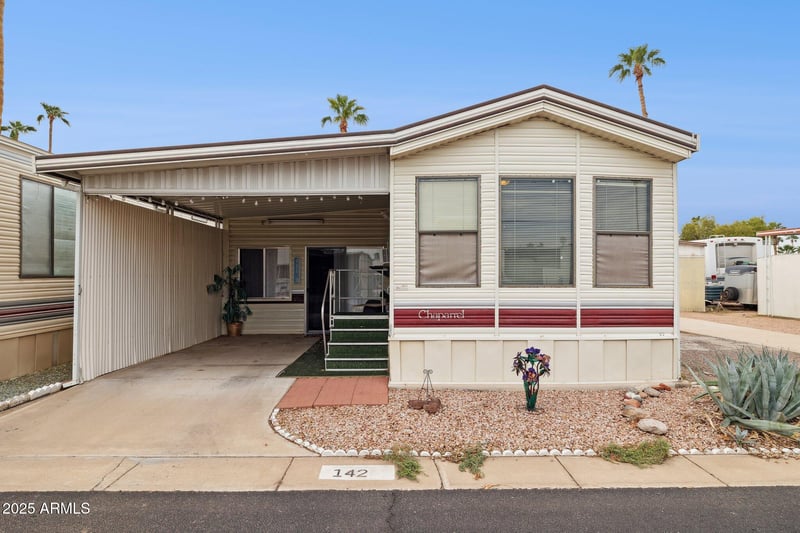 306 Recker Rd #142, Mesa, AZ 85206