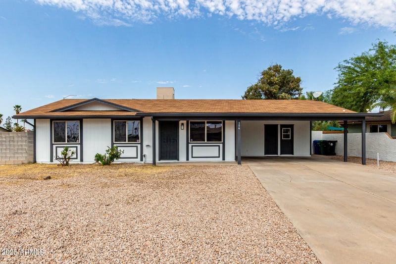 306 Winthrop Cir, Mesa, AZ 85213