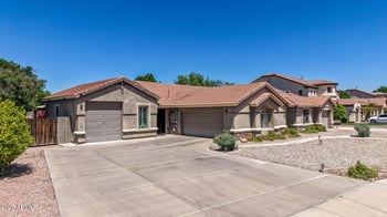 3060 Hope St, Mesa, AZ 85213