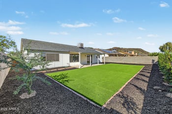 3061 W Country Club Ter, Phoenix, AZ 85027