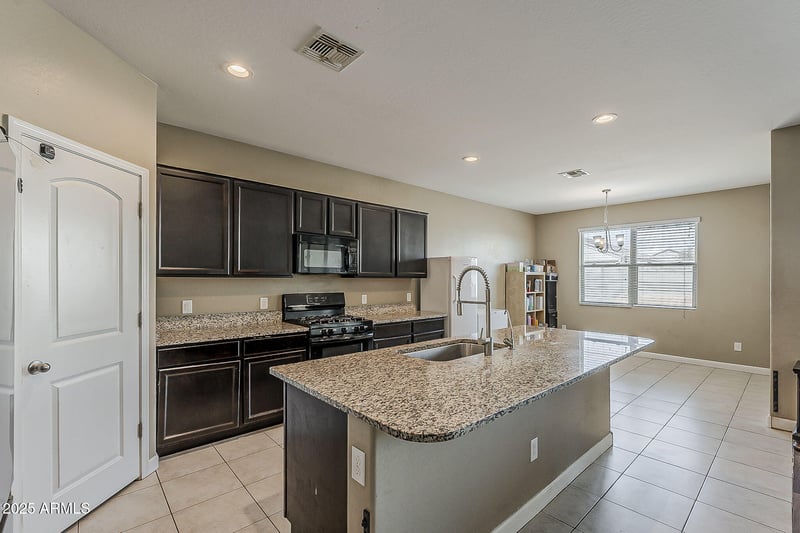 30618 Osborn Rd, Buckeye, AZ 85396