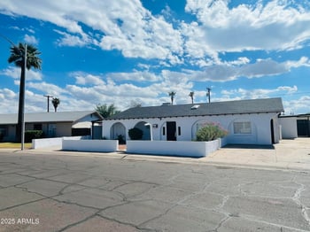 3062 42nd Ave, Phoenix, AZ 85019
