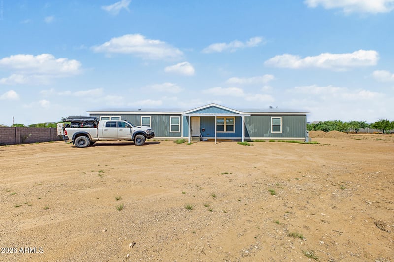 3062 W Smoketree St, Apache Junction, AZ 85120