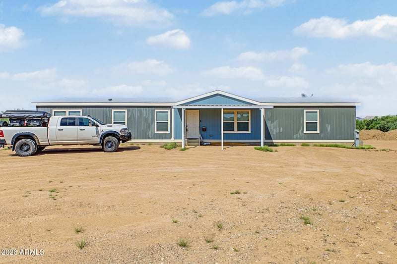 3062 W Smoketree St, Apache Junction, AZ 85120