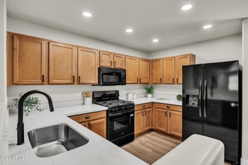 30636 Honeysuckle Dr, San Tan Valley, AZ 85143